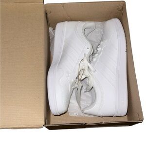 adidas Hoops 4.0 basketball shoes Men’s 7.5 and Woman’s 8.5